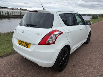 Used Suzuki Swift 2017 for sale - 75444136: Photo