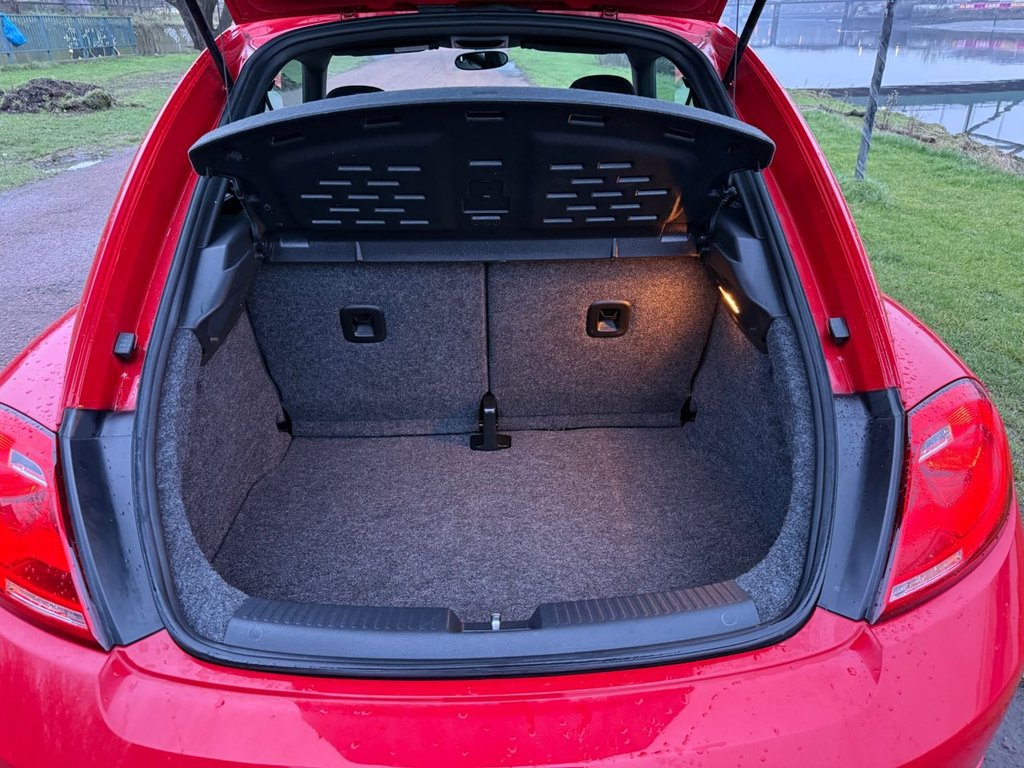 Used Volkswagen Beetle 2013 for sale - 77355634: Photo 12