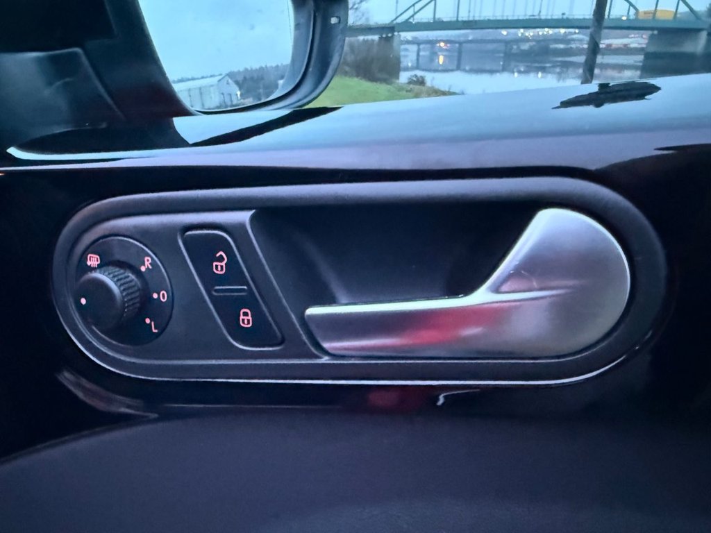 Used Volkswagen Beetle 2013 for sale - 77355634: Photo 16