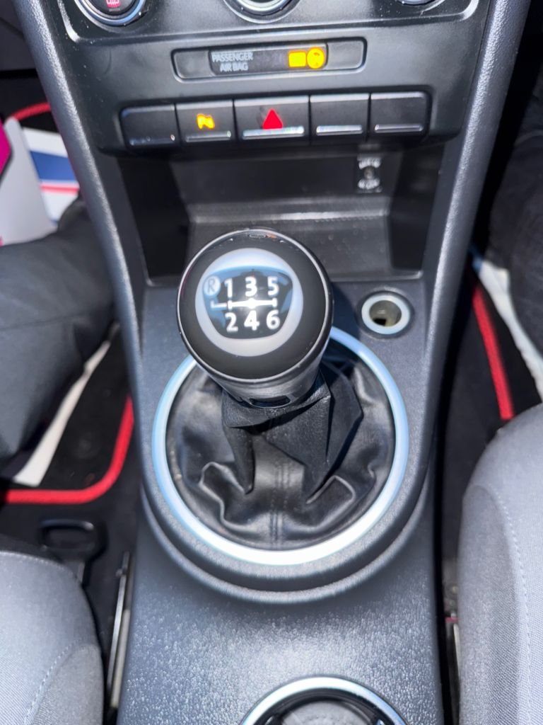 Used Volkswagen Beetle 2013 for sale - 77355634: Photo 21