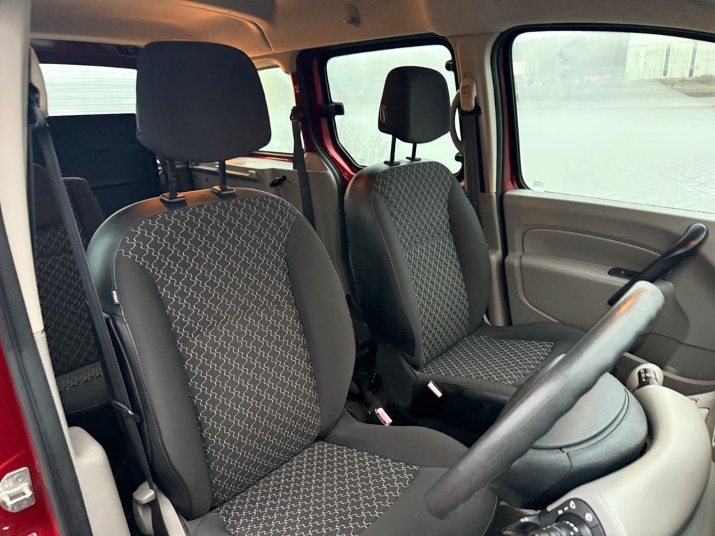 Used Renault Kangoo 2011 for sale - 77328524: Photo 11