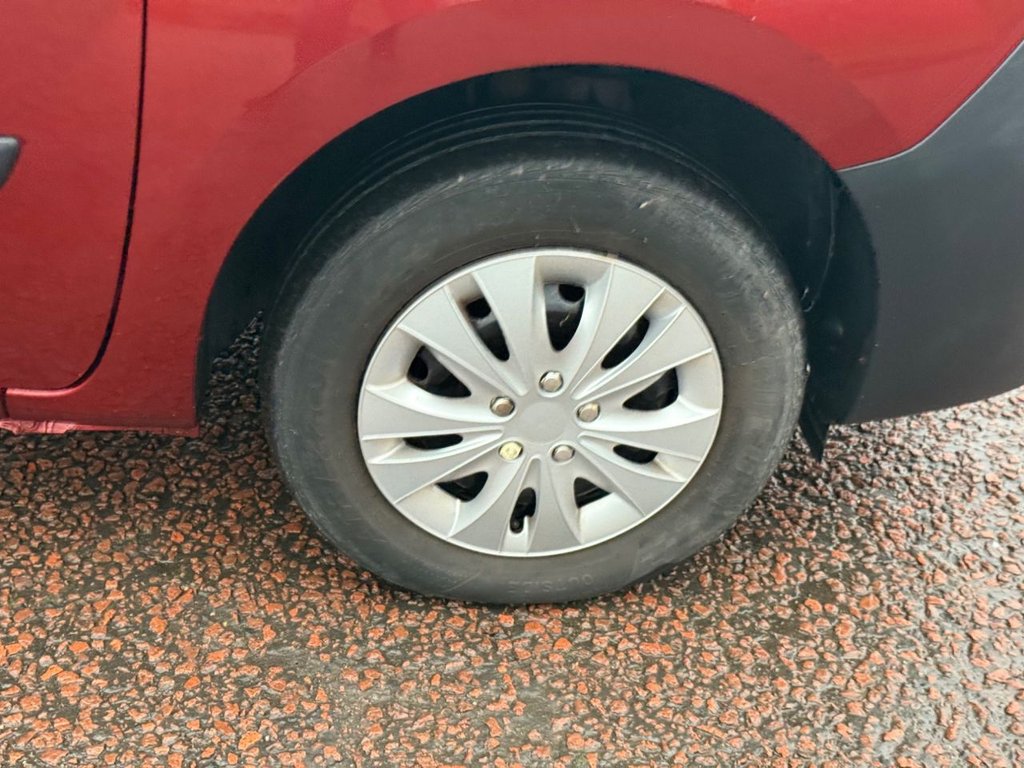 Used Renault Kangoo 2011 for sale - 77328524: Photo 8