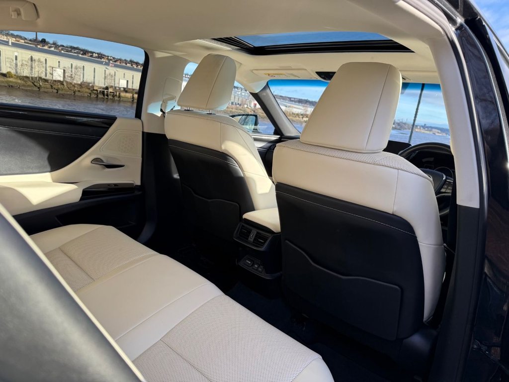 Used Lexus ES 2022 for sale - 77140221: Photo 13