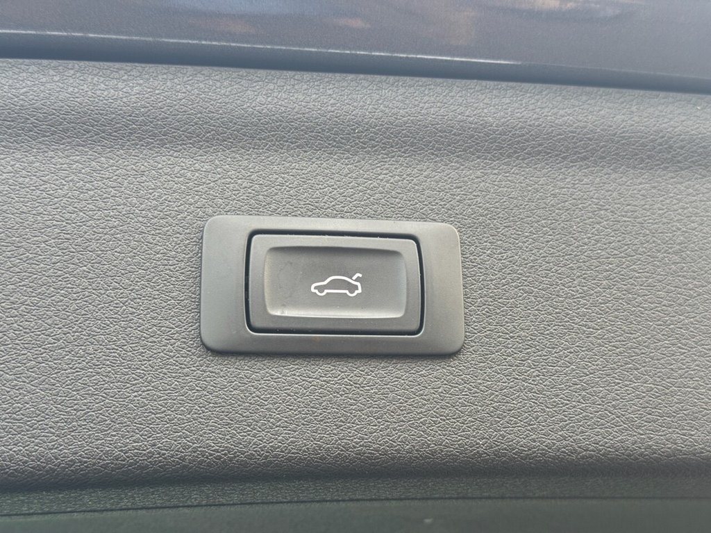 Used Audi Q3 2015 for sale - 76655413: Photo 8