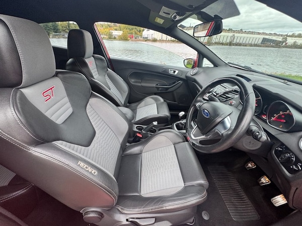 Used Ford Fiesta 2014 for sale - 76202551: Photo 15