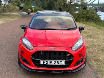 Used Ford Fiesta 2015 for sale - 79394443: Photo
