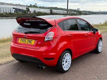 Used Ford Fiesta 2015 for sale - 79394443: Photo