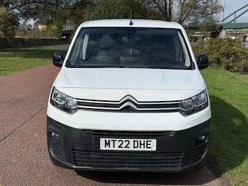 Used Citroen Berlingo 2022 for sale - 76010327: Photo