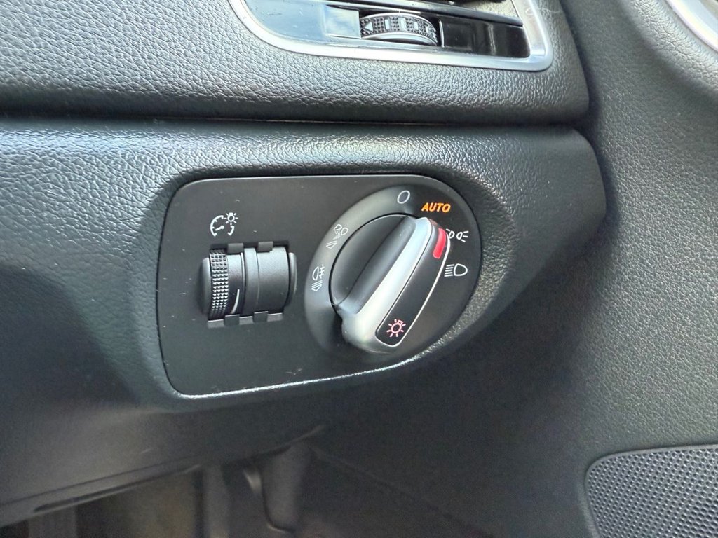 Used Audi Q3 2016 for sale - 77572203: Photo 26