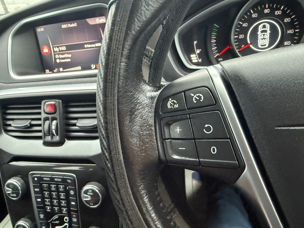 Used Volvo V40 2017 for sale - 77451622: Photo 19