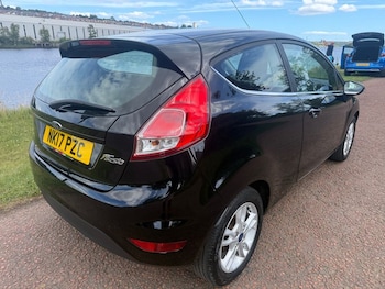 Used Ford Fiesta 2017 for sale - 79038401: Photo
