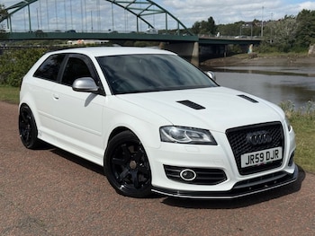 2009 (59) - 2.0 TFSI Hatchback 3dr Petrol S Tronic quattro (193 g/km, 261 bhp)