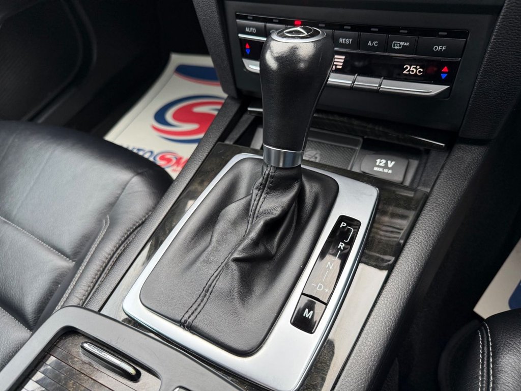 Used Mercedes-Benz E Class 2011 for sale - 76582914: Photo 17