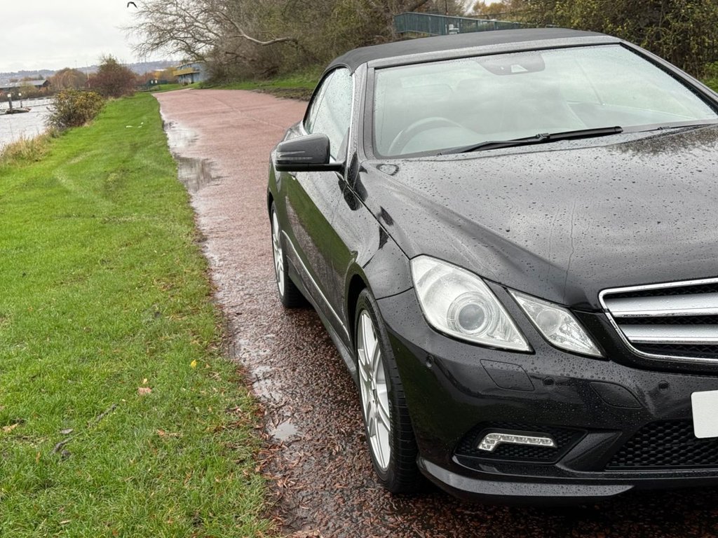 Used Mercedes-Benz E Class 2011 for sale - 76582914: Photo 32