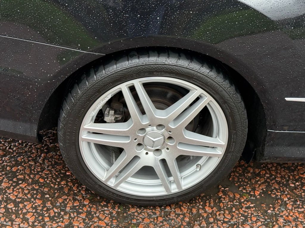 Used Mercedes-Benz E Class 2011 for sale - 76582914: Photo 7