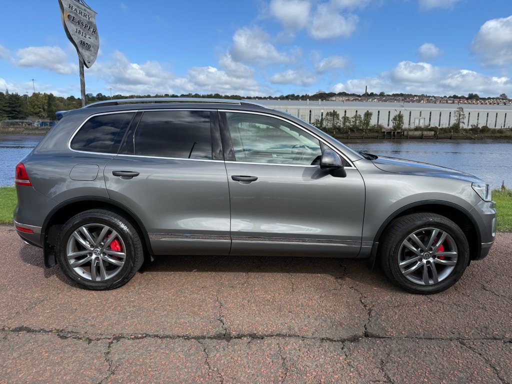 Used Volkswagen Touareg 2015 for sale - 76023778: Photo 2