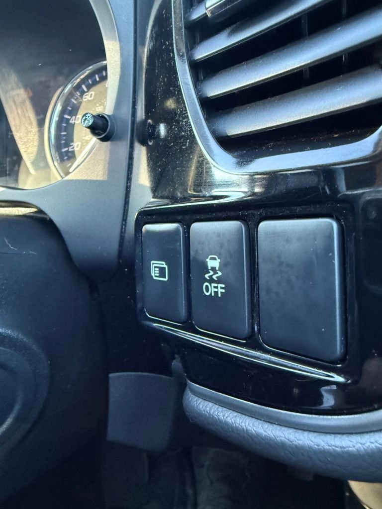 Used Mitsubishi Outlander 2016 for sale - 76445809: Photo 25