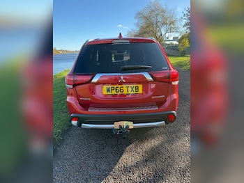 Used Mitsubishi Outlander 2016 for sale - 76445809: Photo