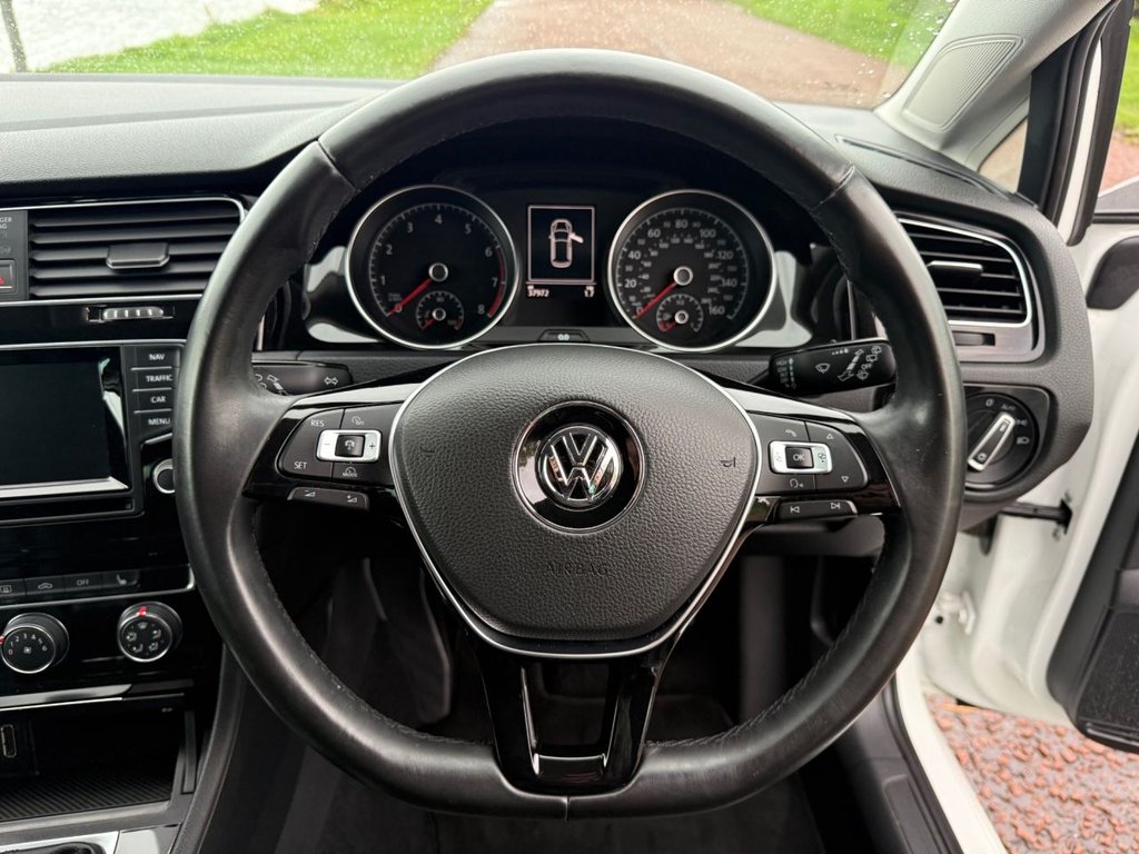 Used Volkswagen Golf 2013 for sale - 76367766: Photo 14