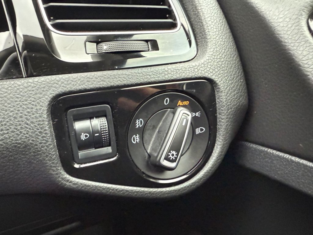 Used Volkswagen Golf 2013 for sale - 76367766: Photo 26