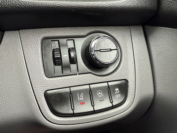 Used Vauxhall Viva 2016 for sale - 76313051: Photo 24