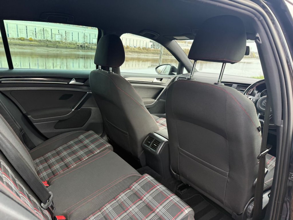 Used Volkswagen Golf 2014 for sale - 77952475: Photo 13