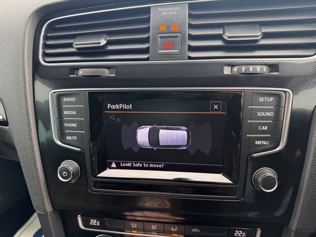 Used Volkswagen Golf 2014 for sale - 77952475: Photo 17