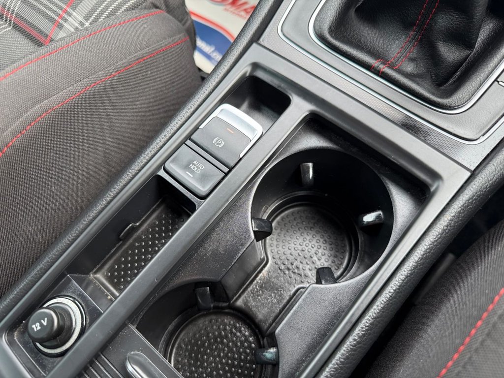 Used Volkswagen Golf 2014 for sale - 77952475: Photo 22