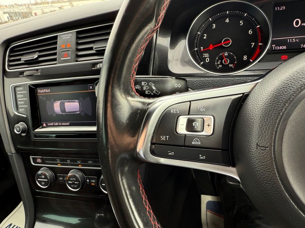 Used Volkswagen Golf 2014 for sale - 77952475: Photo 23