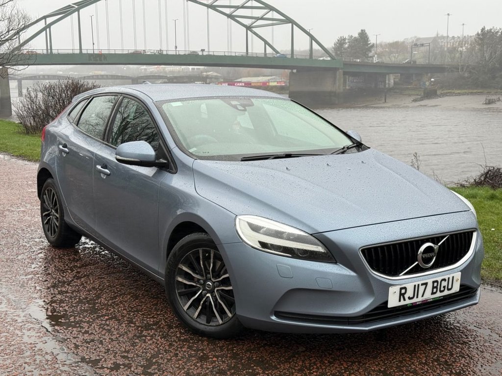 Used Volvo V40 2017 for sale - 78029957: Photo 1