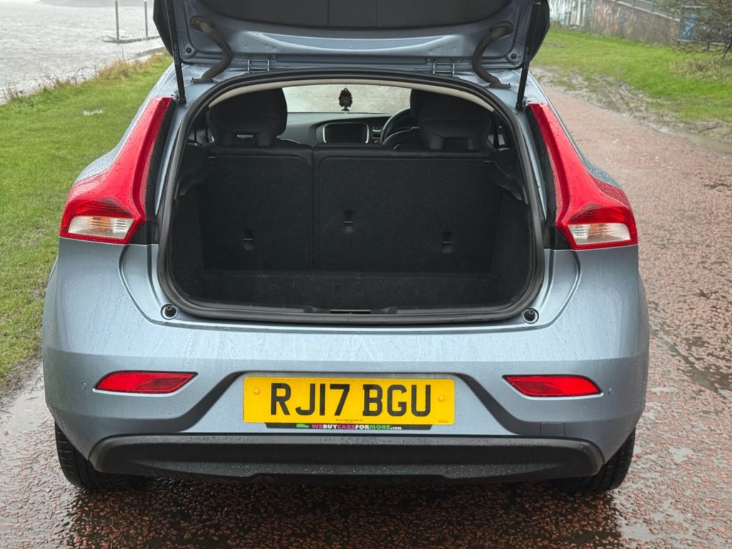 Used Volvo V40 2017 for sale - 78029957: Photo 6