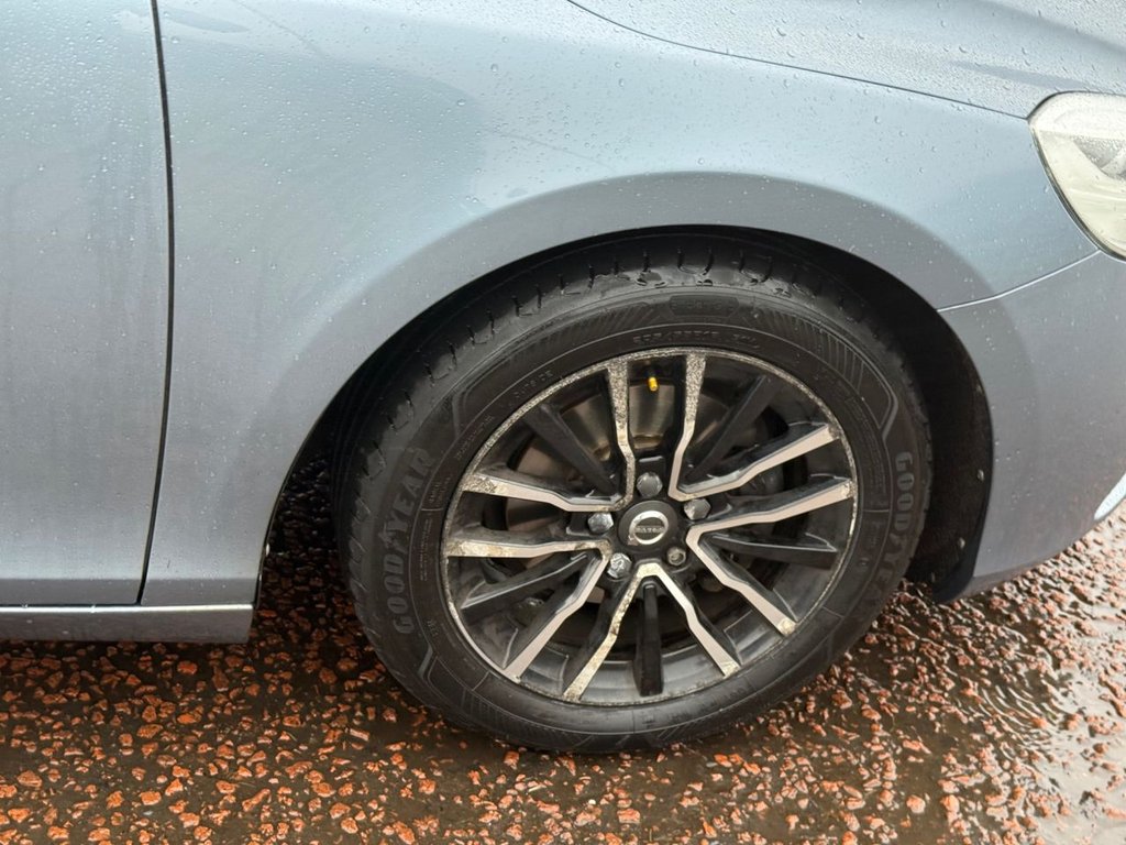 Used Volvo V40 2017 for sale - 78029957: Photo 8