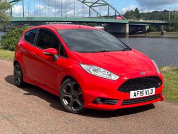 2015 (15) - 1.6 EcoBoost ST-2 3dr