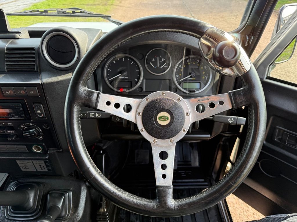 Used Land Rover Defender 2008 for sale - 77967119: Photo 12