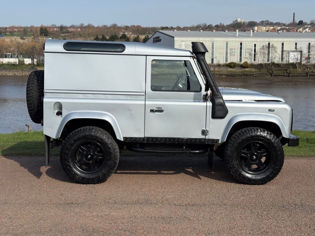 Used Land Rover Defender 2008 for sale - 77967119: Photo 3