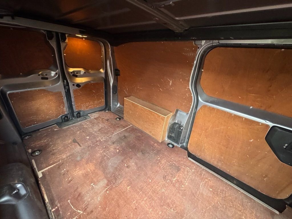 Used Vauxhall Vivaro 2019 for sale - 78172396: Photo 8