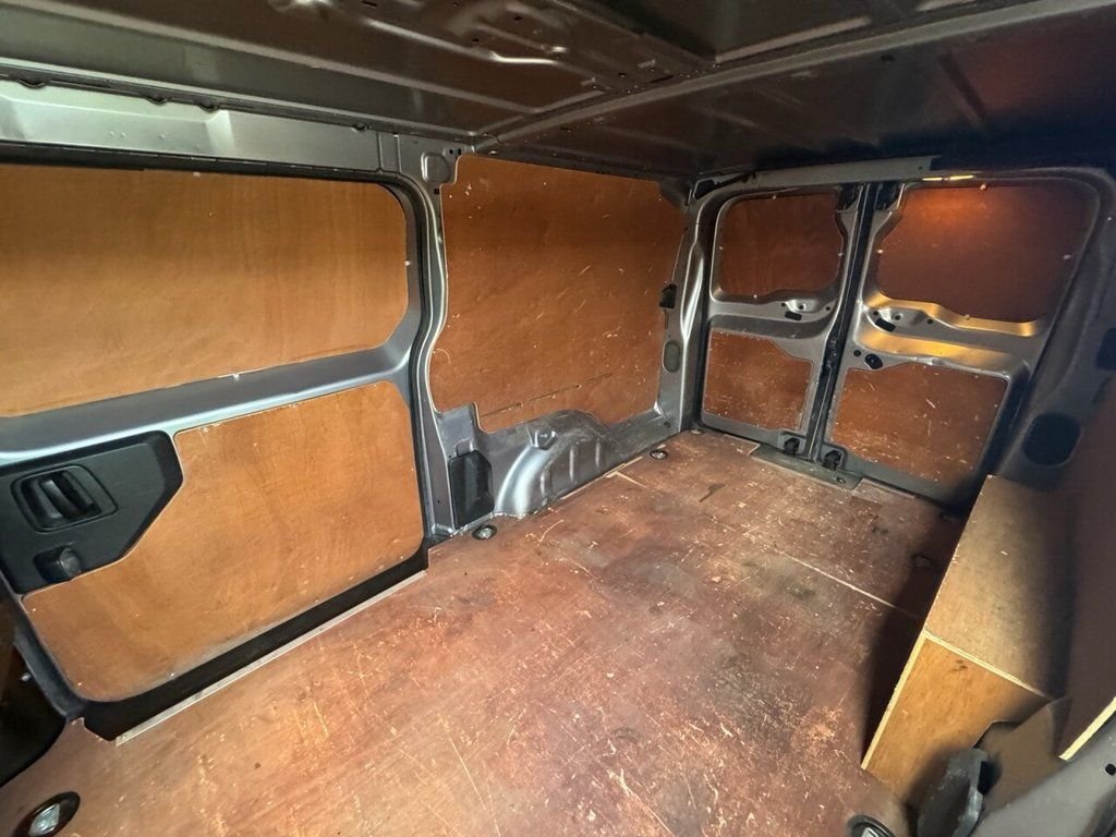 Used Vauxhall Vivaro 2019 for sale - 78172396: Photo 9