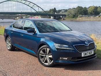 Used Skoda Superb 2017 for sale - 79607857: Photo