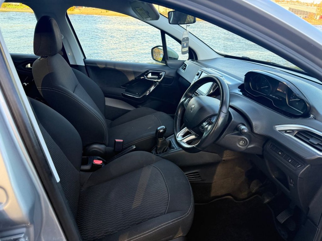 Used Peugeot 208 2017 for sale - 76380154: Photo 11