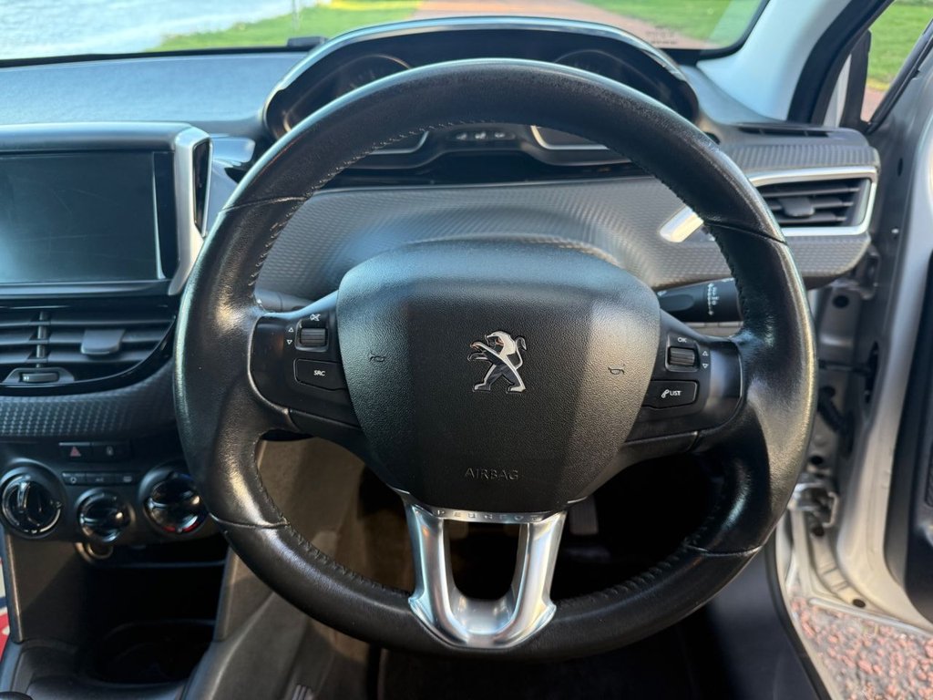 Used Peugeot 208 2017 for sale - 76380154: Photo 14