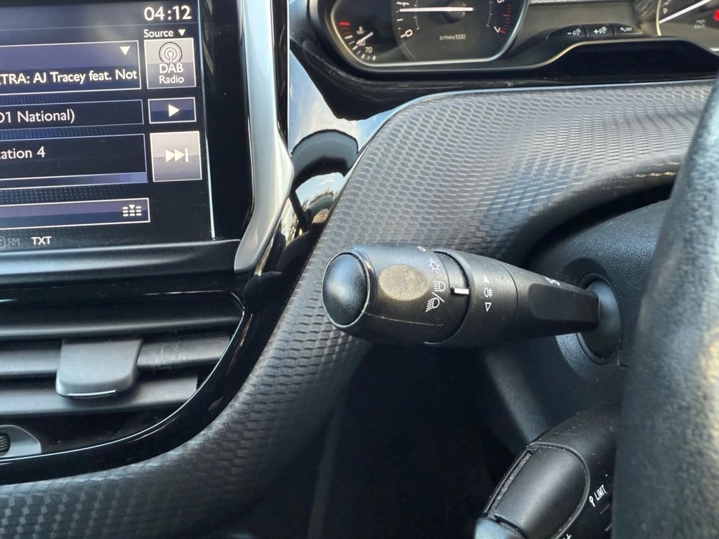 Used Peugeot 208 2017 for sale - 76380154: Photo 22