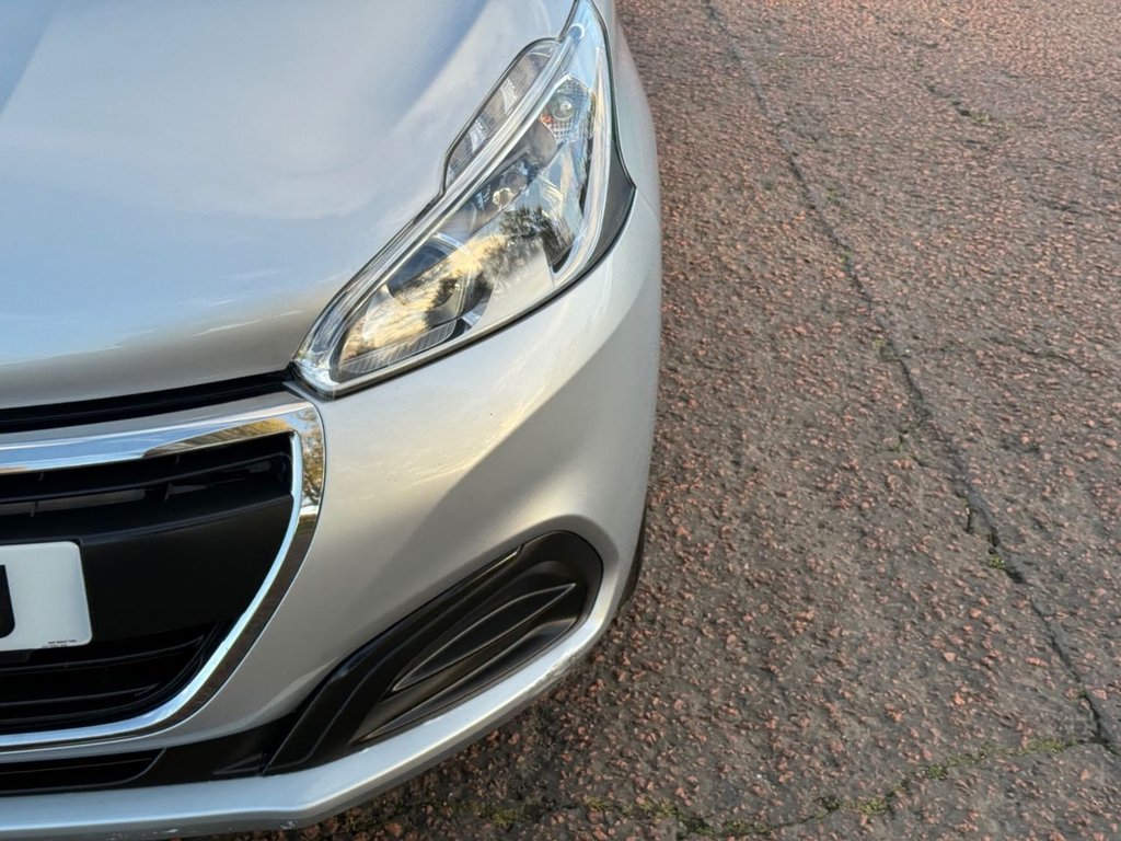 Used Peugeot 208 2017 for sale - 76380154: Photo 29