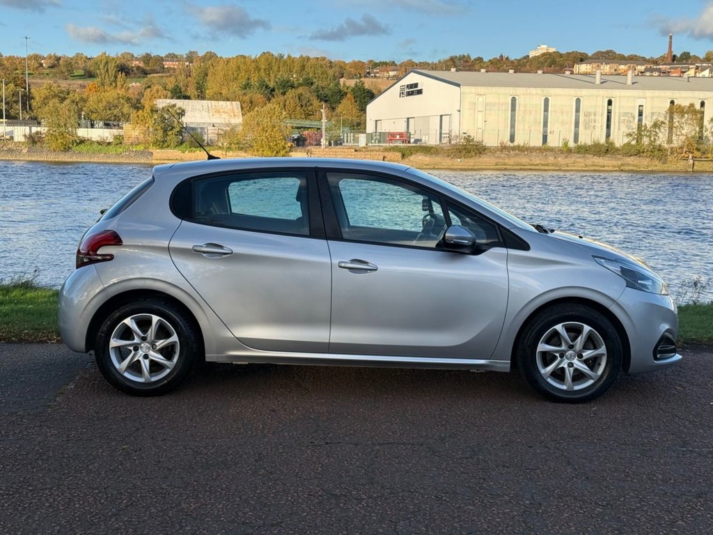 Used Peugeot 208 2017 for sale - 76380154: Photo 3