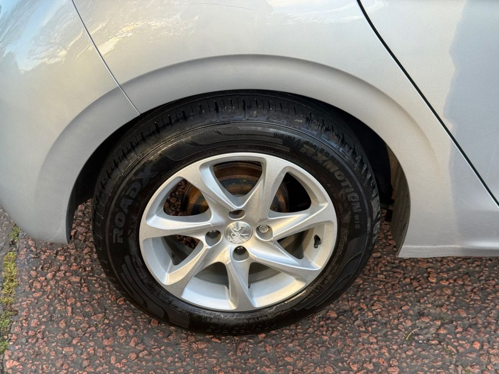 Used Peugeot 208 2017 for sale - 76380154: Photo 9