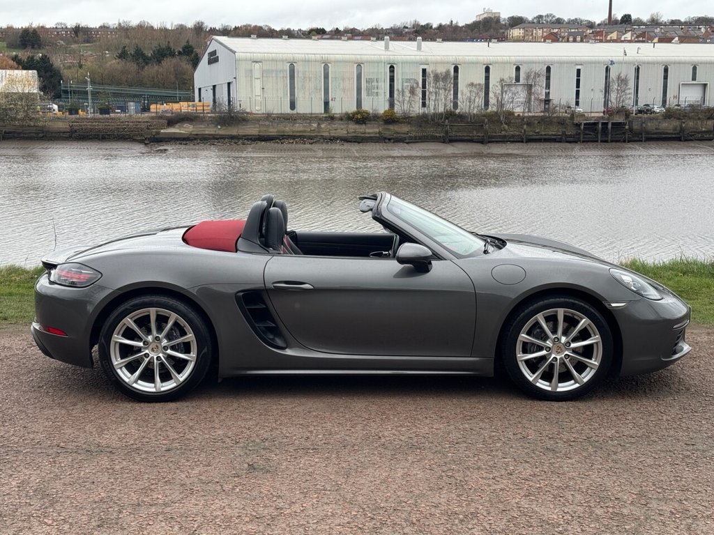 Used Porsche 718 Boxster 2017 for sale - 78003157: Photo 4