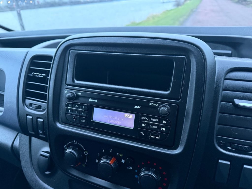 Used Vauxhall Vivaro 2017 for sale - 77236398: Photo 12