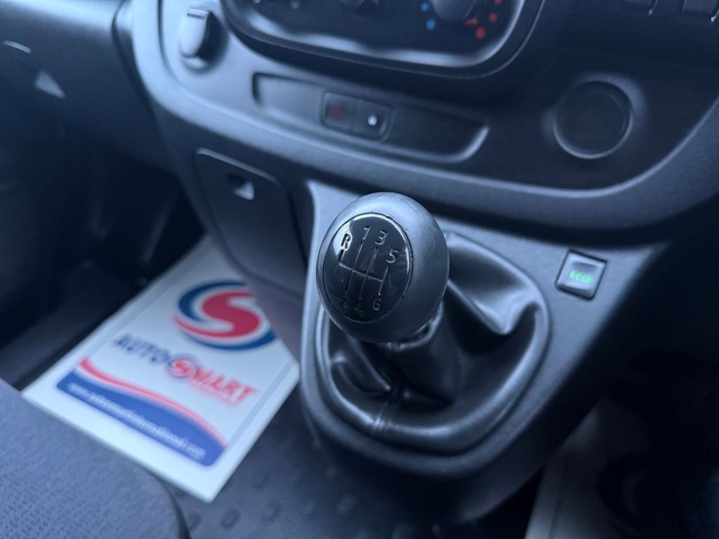 Used Vauxhall Vivaro 2017 for sale - 77236398: Photo 14