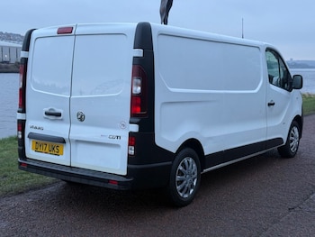 Used Vauxhall Vivaro 2017 for sale - 77236398: Photo