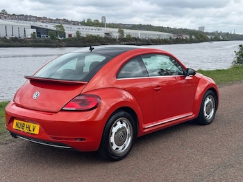 Used Volkswagen Beetle 2018 for sale - 78414069: Photo