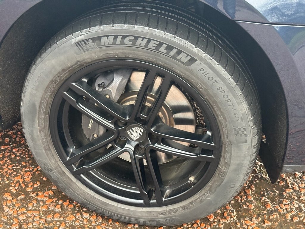 Used Porsche Macan 2021 for sale - 77302364: Photo 11